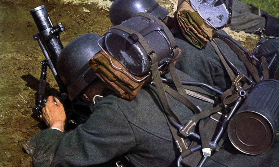 ​Немецкие миномётчики c 50-мм миномётом образца 1936 года - «Находится на положении беспризорника…» | Warspot.ru
