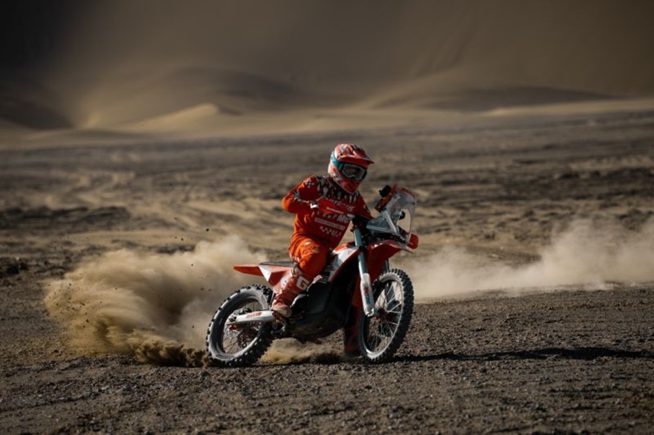 Mountain Leopard E-XT 500: электромотоцикл для бездорожья с запасом хода до 90 км