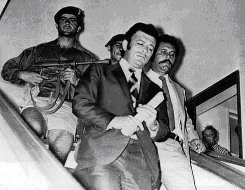 ​Никос Сампсон, глава Кипра на девять судьбоносных дней, 16 июля 1974 года. mixanitouxronou.gr - Остров на пути к войне | Warspot.ru