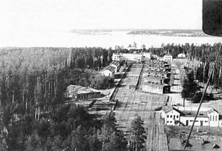 ​Остров Городомля — вид с самолёта с юга на север; 1947 год rvsn.ruzhany.info - Секретный филиал на Городомле | Warspot.ru