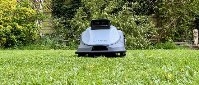 Робот-газонокосилка TerraMow V1000 без проводов | DGL.RU