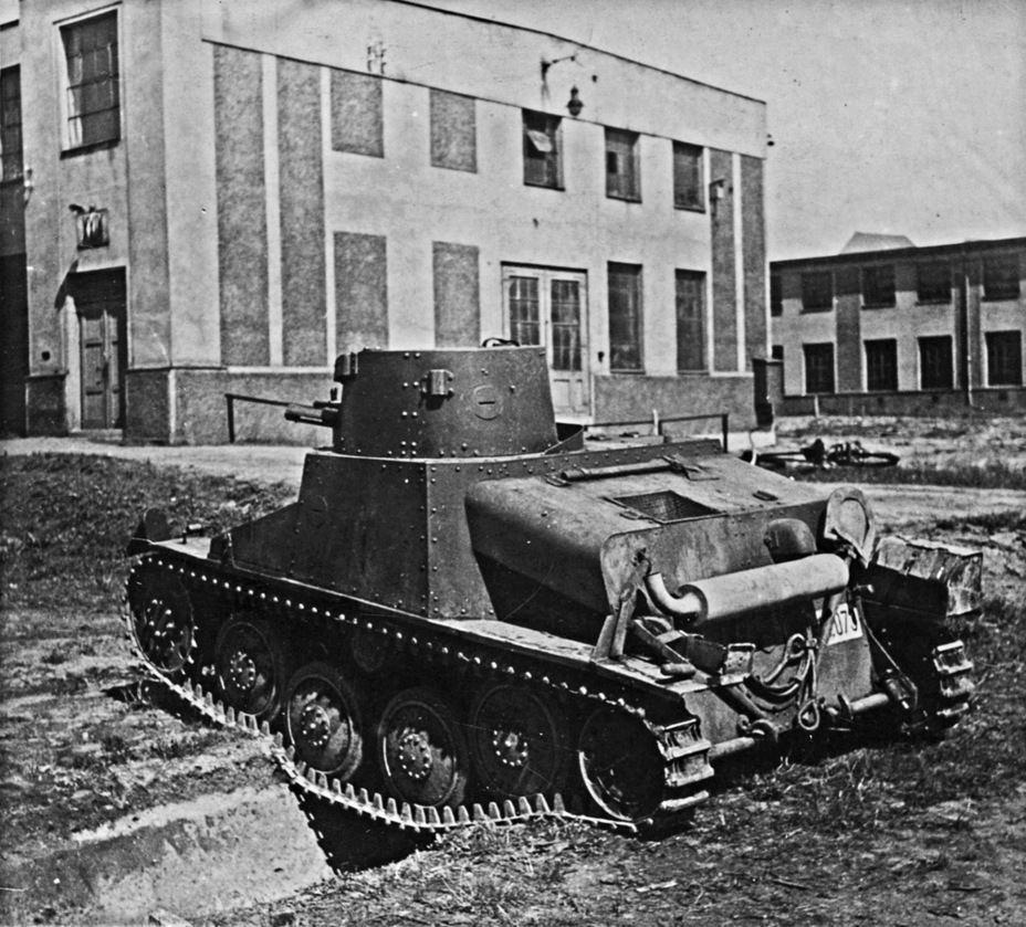 ​Опытный образец танкетки AH-IV-R на испытаниях - Большой успех маленьких танков | Военно-исторический портал Warspot.ru