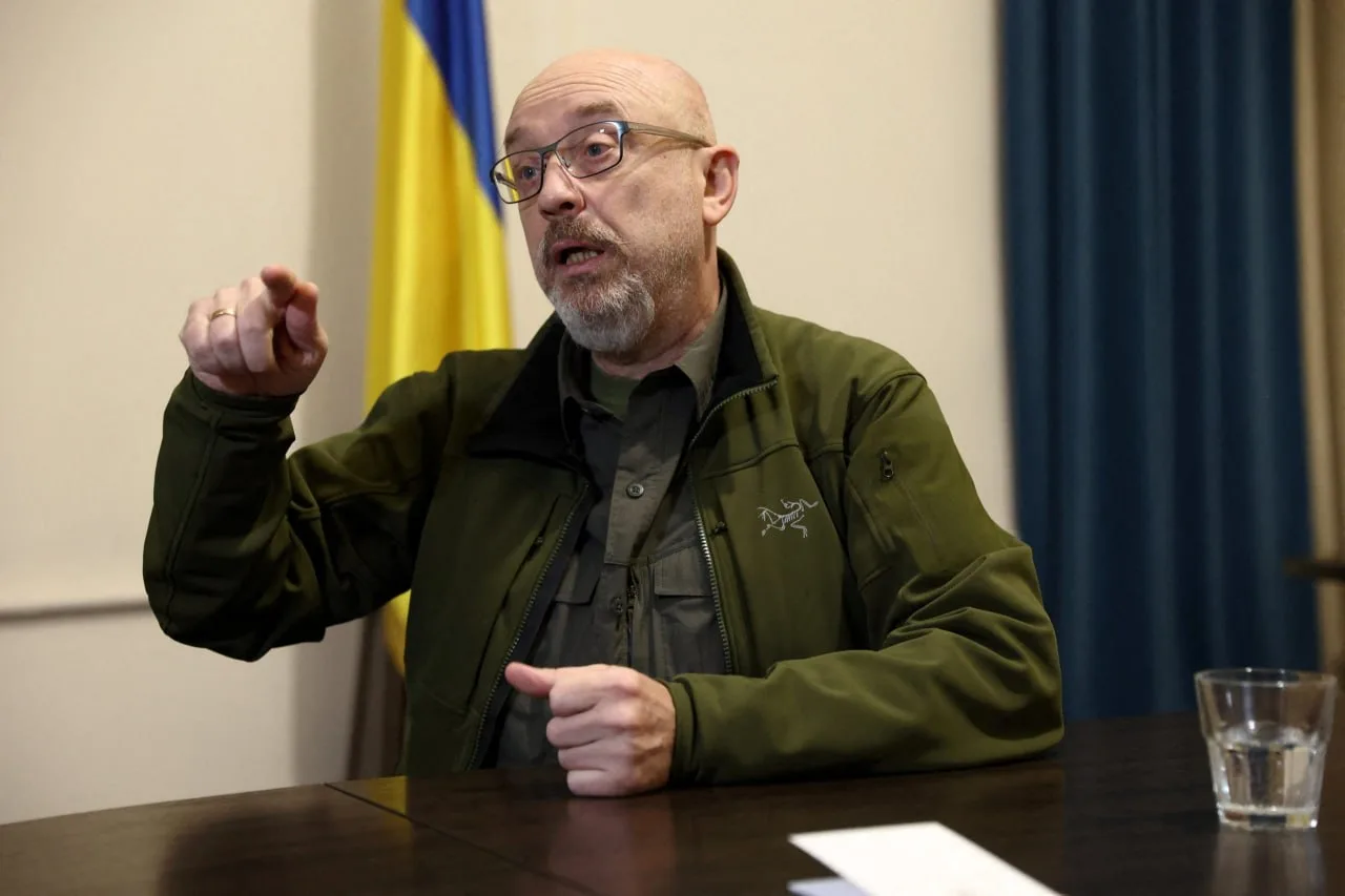 Экс-министр обороны Украины Резников: «Мобилизовать нужно всех, включая женщин, пусть служат»