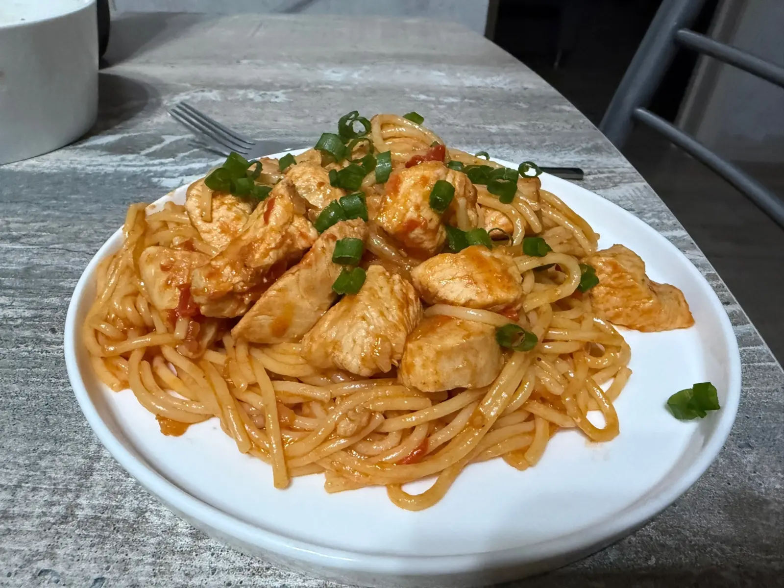 Новый томатный соус с курицей: как улучшить вкус пасты до неузнаваемости