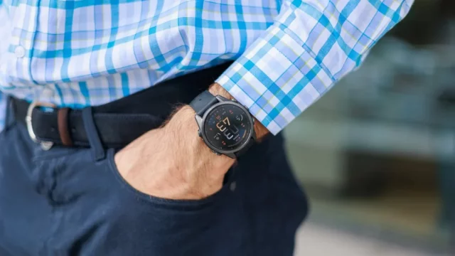 Обширное семейство модернизированных мультиспортивных умных часов Garmin Fenix 9 практически гарантированно увидит дневной свет 25 августа.