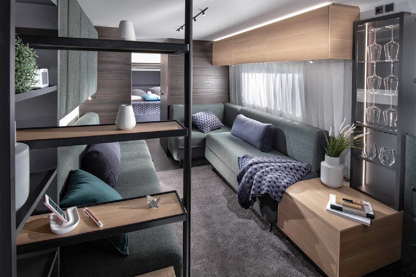 Adria Sonic Plus 700 SL: новый уровень комфорта с пятью спальнями и премиум-дизайном для российских путешественников