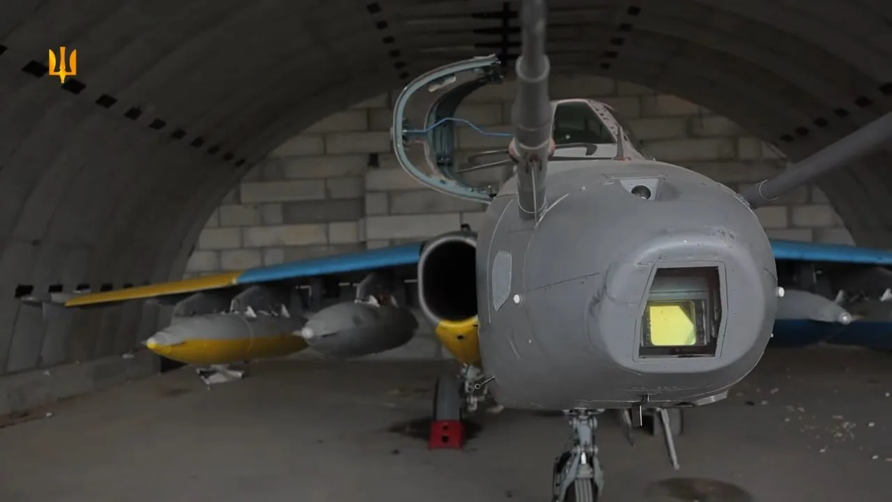 Украинский Су-25 обнаружен в советском бункере на авиабазе: что это значит для региона