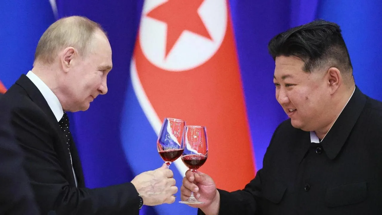 Путин поздравил Ким Чен Ына с избавлением Кореи от японской оккупации