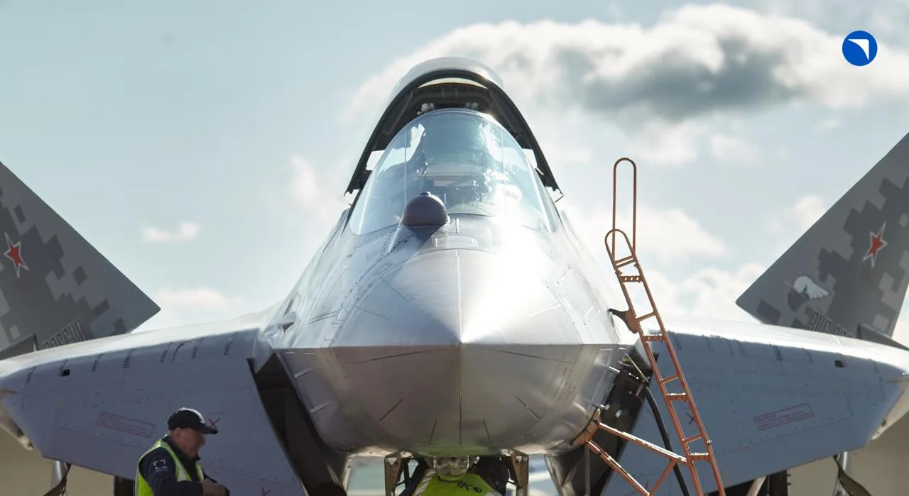 Войска получили обновленные самолеты Су-57 от ОАК: новые возможности для авиации России