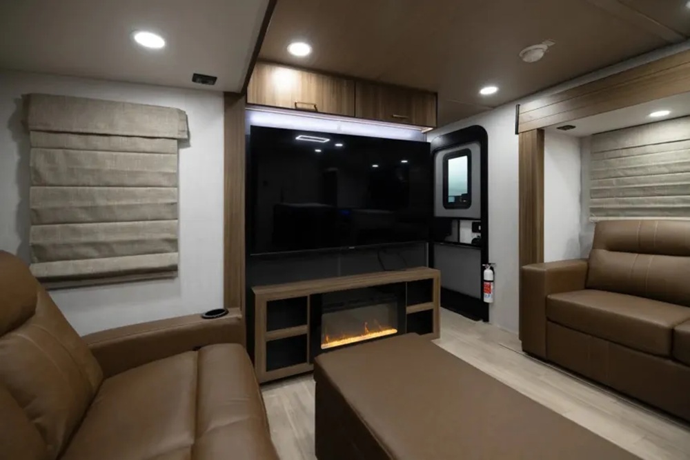 Уютный и доступный: новый трейлер Forest River Vibe 3400BH 2026 для семейных путешествий