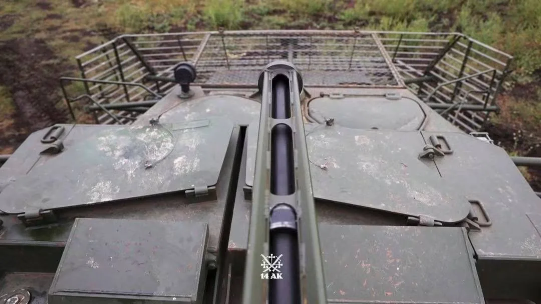 Уникальный БТР-4Е «Буцефал» с ограниченной антидроновой защитой и РЭБ попал в руки ВСУ