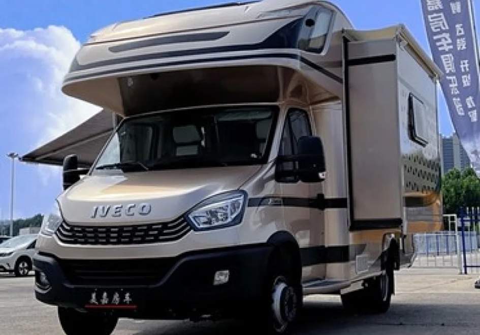 IVECO DAILY СЛАЙДЕР: полный дом на колесах с литиевой батареей, солнечной панелью и дизельным отоплением