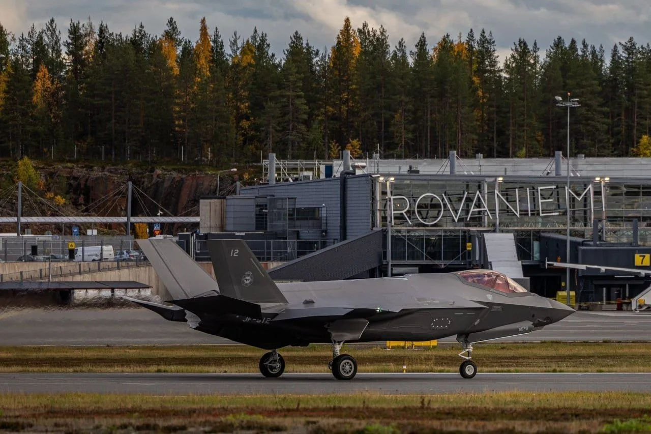 Финляндия усиливает оборону: первые F-35 уже на территории соседнего государства