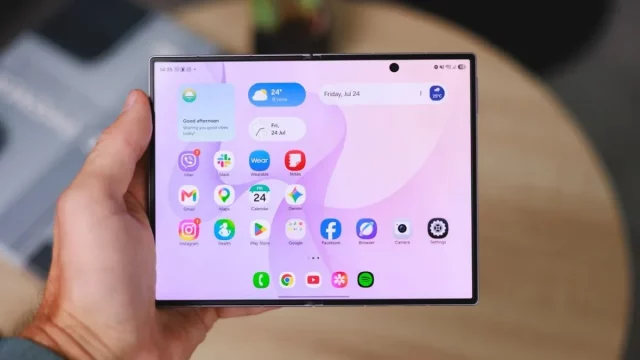 Samsung Galaxy Z Fold 8: детали конструкции