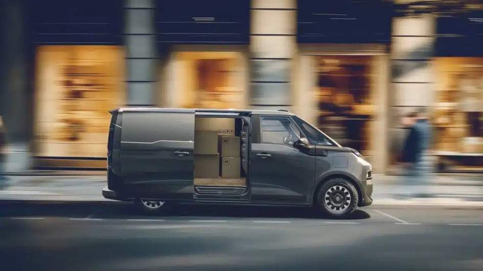 Renault Trafic Van E-Tech electric: французский электрофургон, который не боится работы