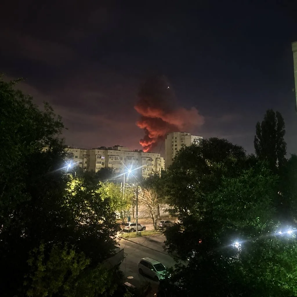 Удар украинских беспилотников по Ярославскому НПЗ: последствия для энергетической безопасности России