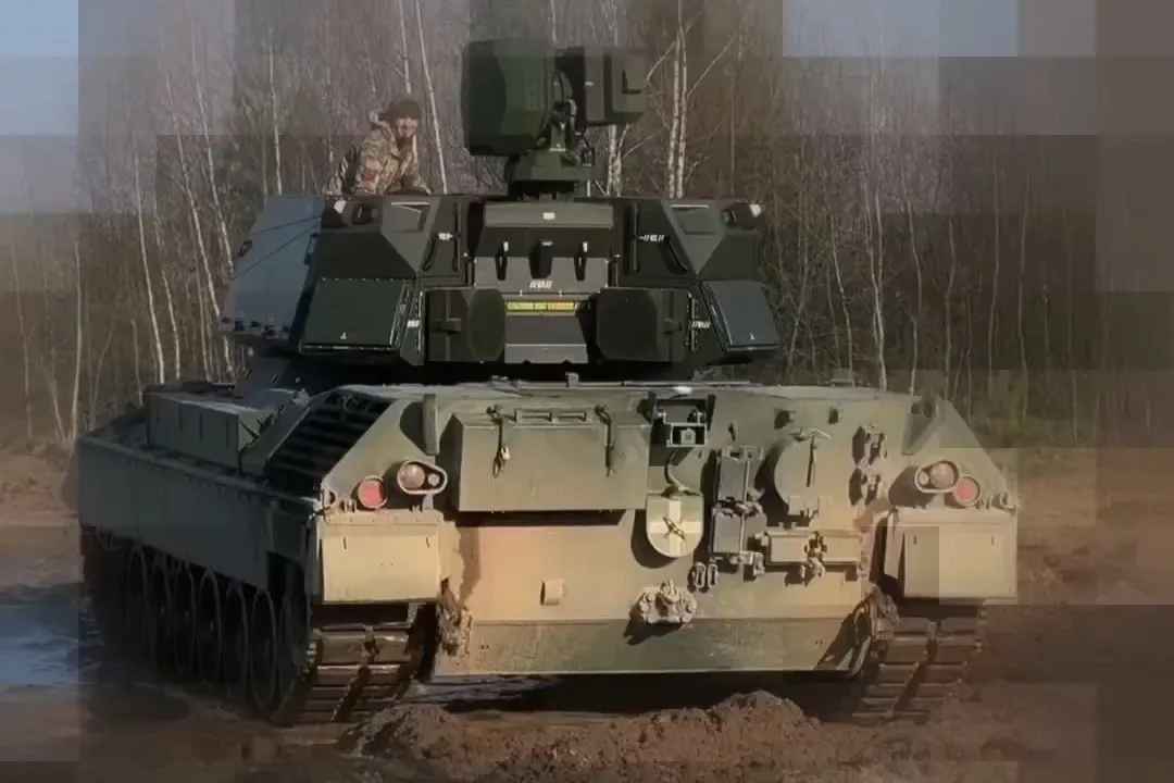 На вооружение украинских войск поступила зенитная установка Skyranger 35 на базе Leopard 1
