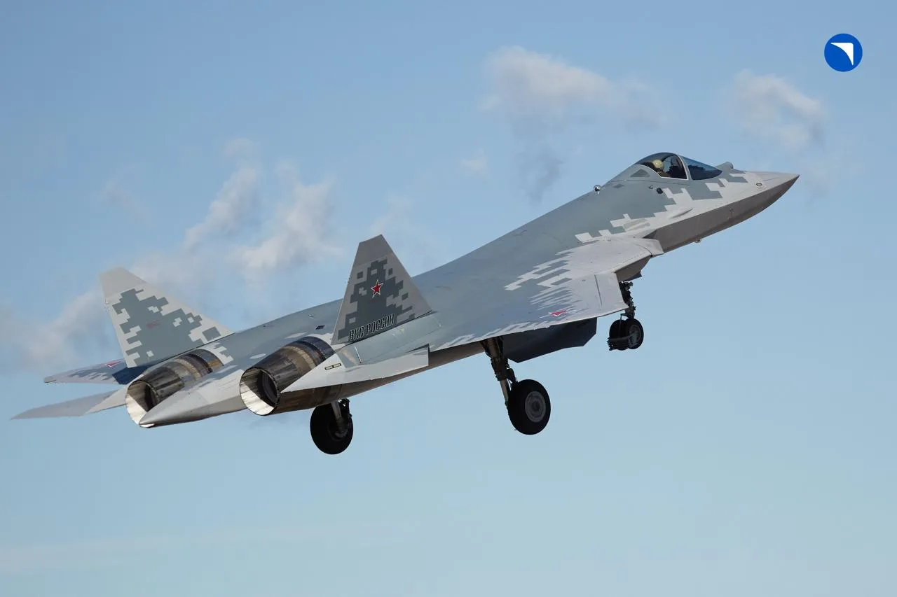 Войска получили обновленные самолеты Су-57 от ОАК: новые возможности для авиации России