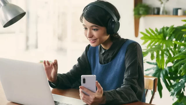 Sony снижает планку: новые накладные наушники окажутся неожиданно доступными