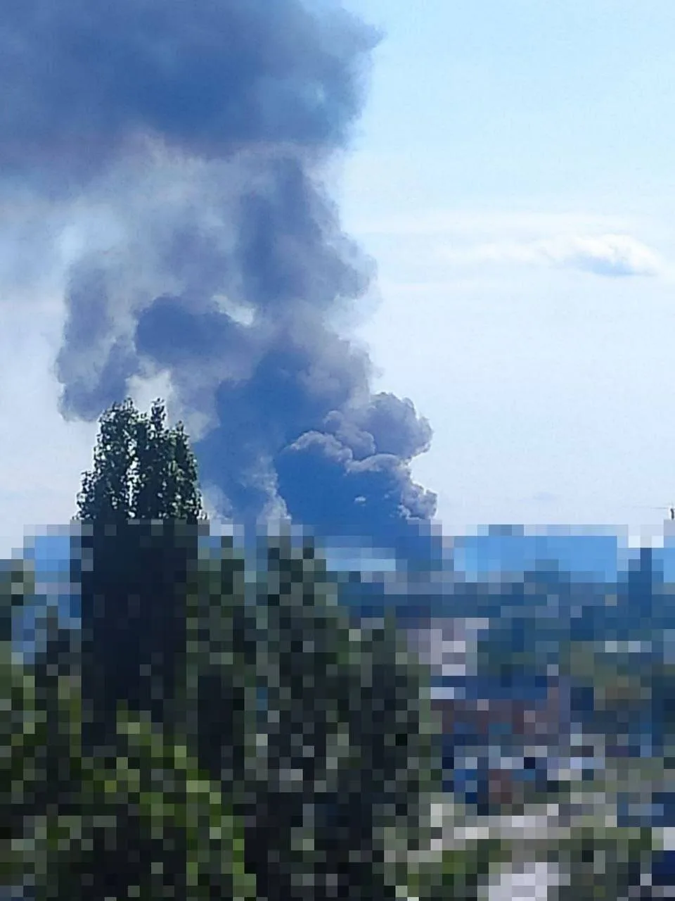Аэропорт Жуляны принял два списанных Як-40, сообщает противник