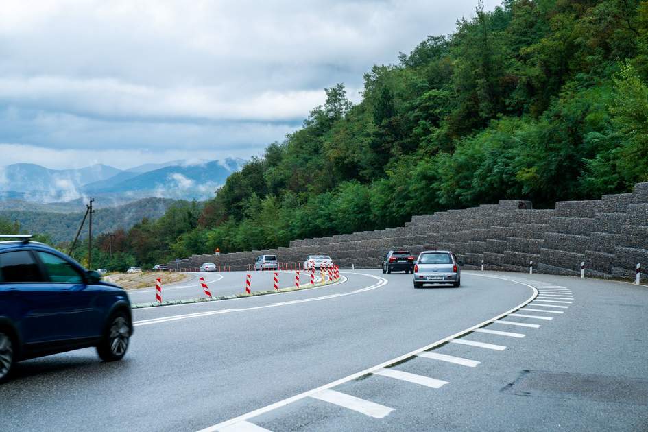 Автодор усилил безопасность трассы М4 Дон на Кубани новыми инженерными решениями