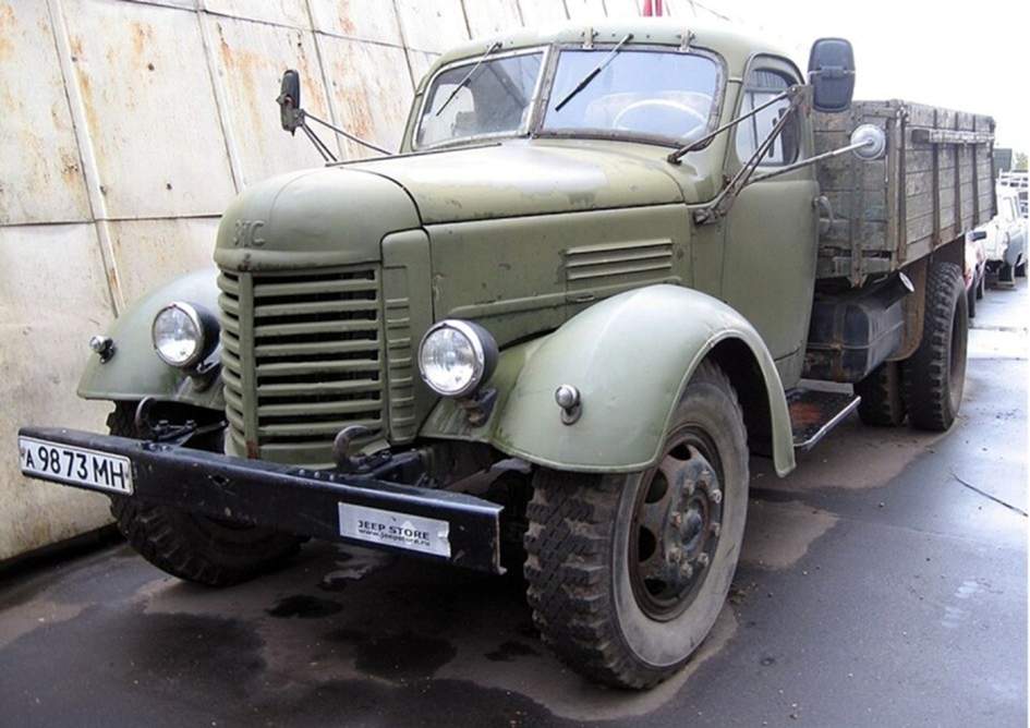 ЗИС-150 изменил подход к грузовикам в СССР и стал основой для новых моделей