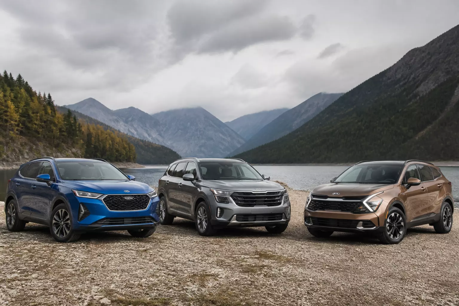 Haval F7, Geely Atlas и Kia Sportage: что выбрать по коробке передач, комфорту и вместимости багажника