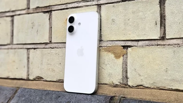 iPhone 18: сроки, слухи и цены для России - ждать или нет