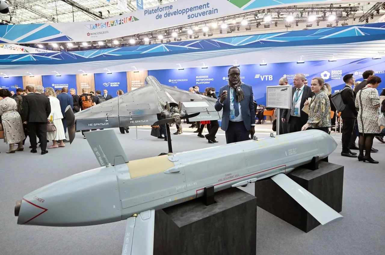 Барражирующие боеприпасы «Гарпия-А1» и «Дань-Т» на полях форума «Россия — Африка» в Москве