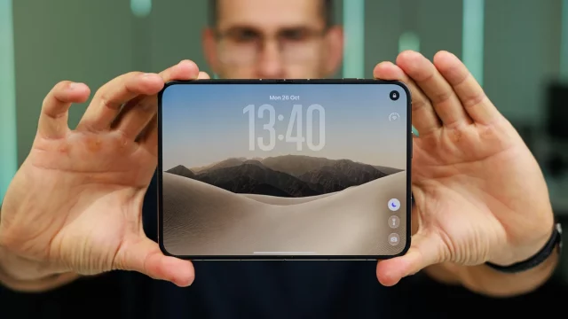 Apple нарушает молчание по поводу проблемы с трещинами на экране iPhone Duo