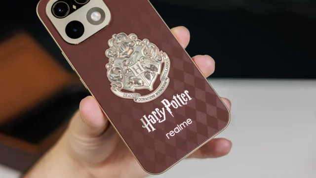 Смартфон Realme 16 Pro Harry Potter Edition | DGL.RU