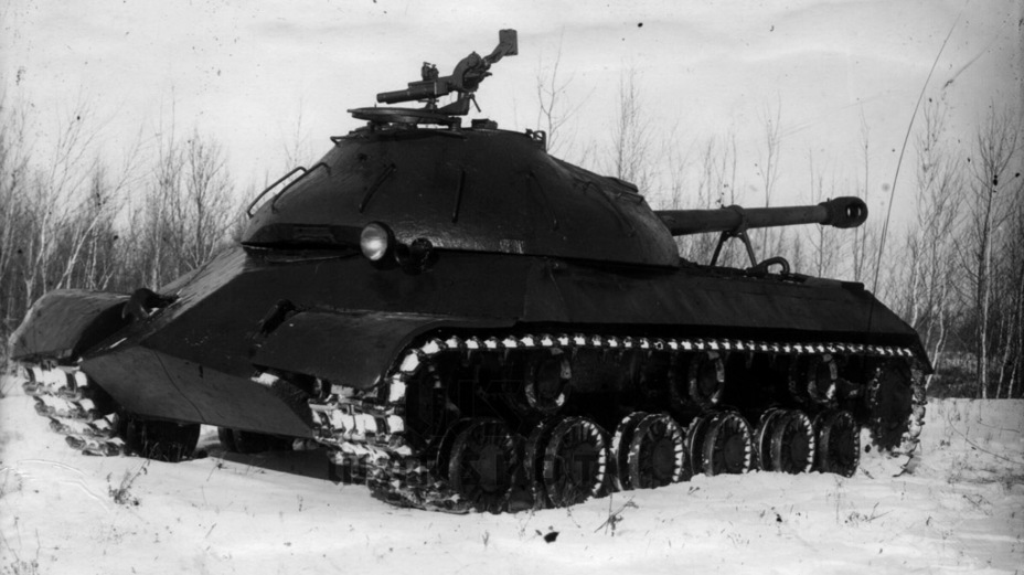 ​Третий образец ИС-3. Именно он проходил заводские испытания, по итогам которых танк приняли на вооружение - Эволюция с революцией | Warspot.ru